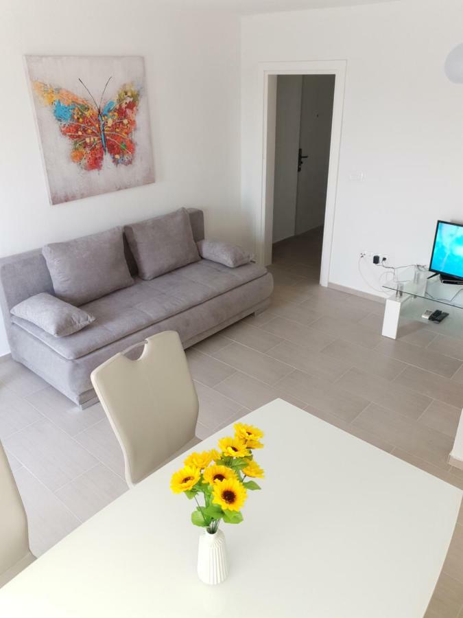 Apartments Nella Zadar Extérieur photo